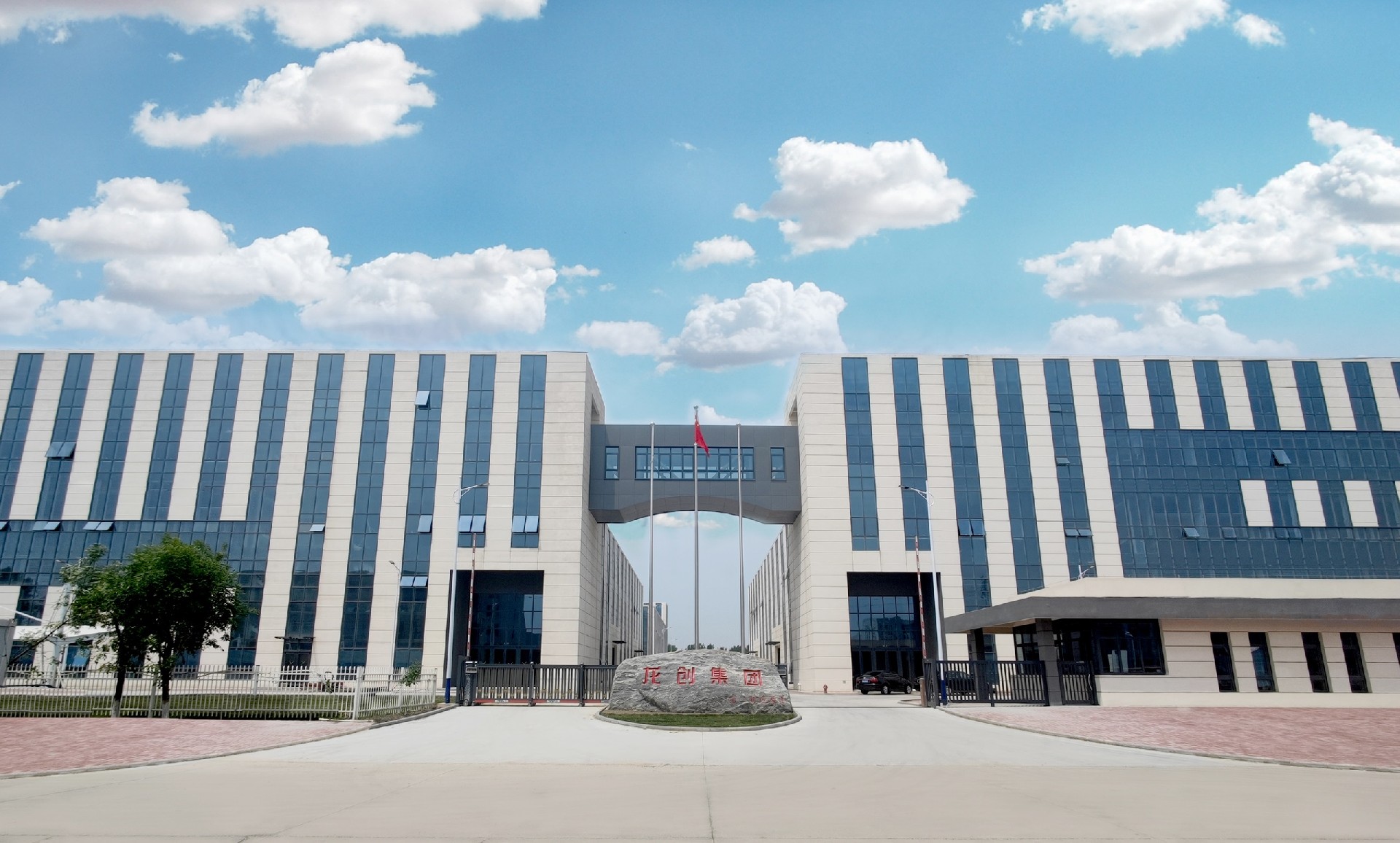 1737593723178418.jpg New_111P.jpg